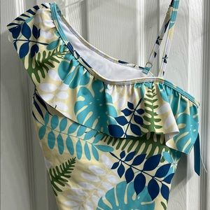 IEFFEI one shoulder ruffle monokini Ruffle bathing suit. Small NWT